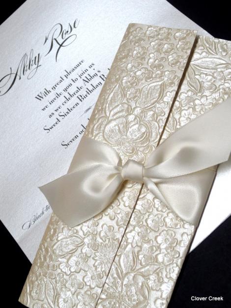 elegant-wedding-invitations-with-bling