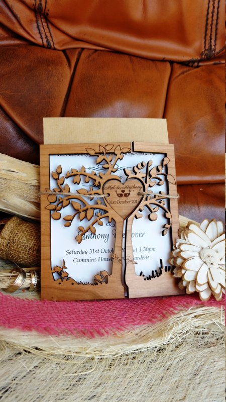 wood-tree-wedding-invitations