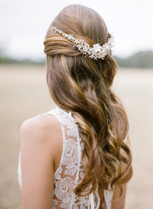 beautiful-half-up-half-down-wedding-hairstyles