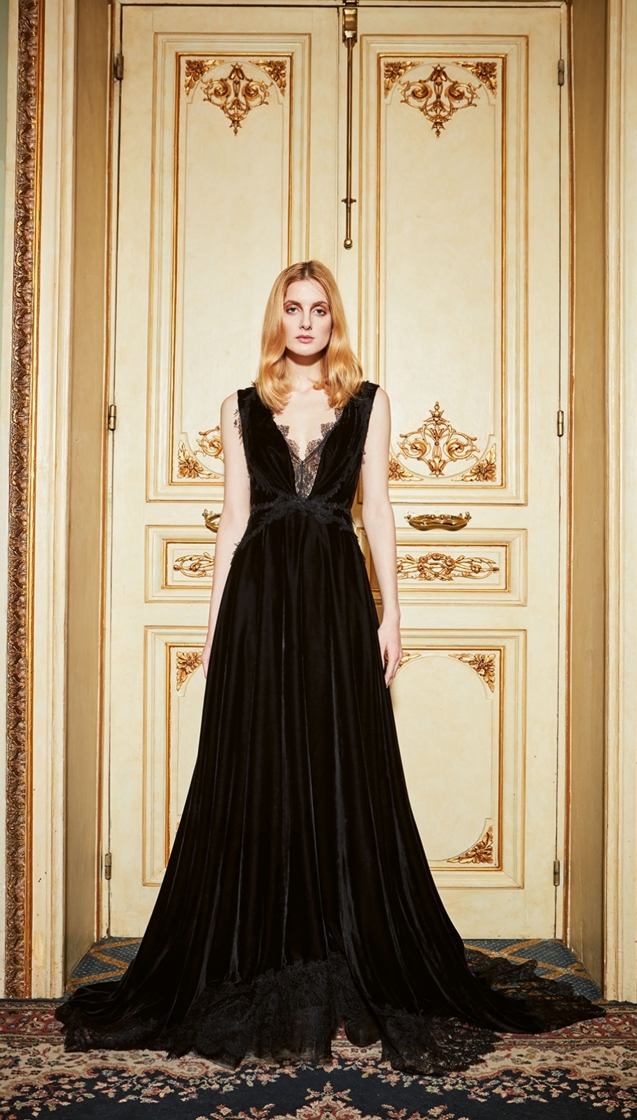 V-neckline gown with black silk lace