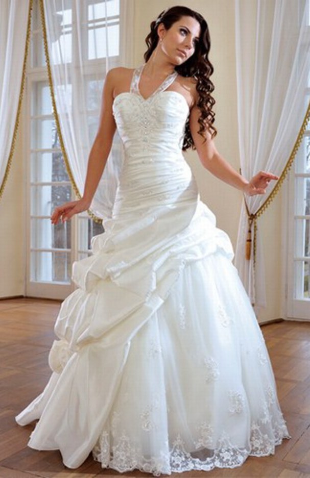 The Most Beautiful Wedding Dresses In The World Top 10 Find The Perfect Venue For Your Special 3671