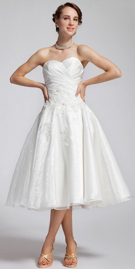 20 Stunning Short Wedding Dresses Ideas - Wohh Wedding