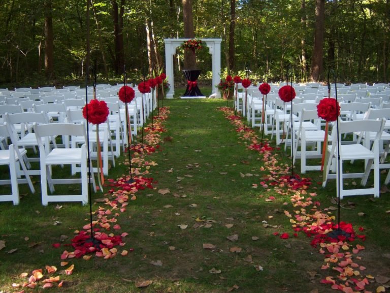 20 Garden Wedding Ideas You Will Love