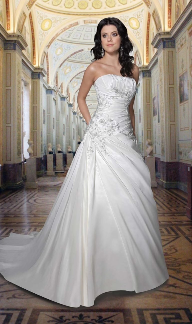 20 Superb Strapless Wedding Dresses Ideas - Wohh Wedding