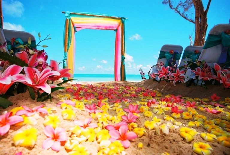 25 Colorful Wedding Decorations Ideas