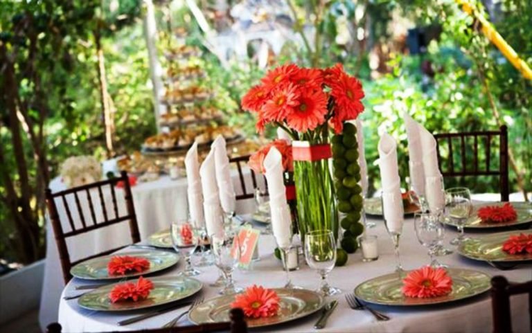 25 Coral Wedding Decorations Ideas