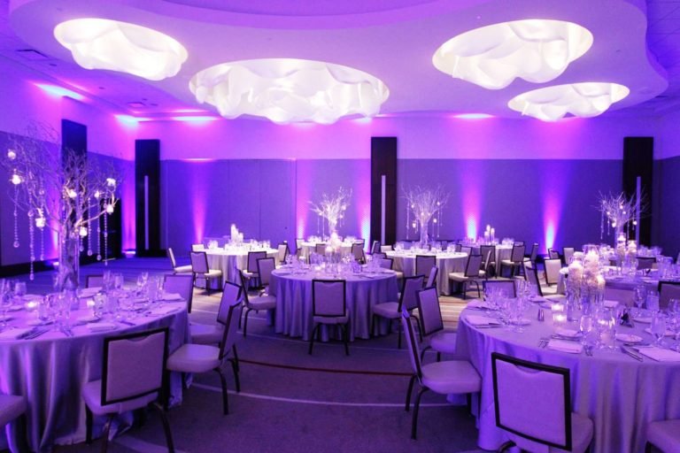 25 Purple Wedding Decorations Ideas