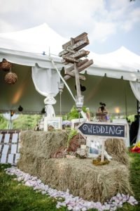 25 Shabby Chic Wedding Decorations Ideas - Wohh Wedding