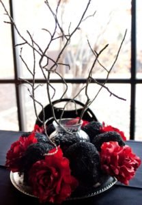 centerpieces digsdigs centros ayudadita happywedd offbeatbride twigs slasher fake weddbook wohhwedding spooky