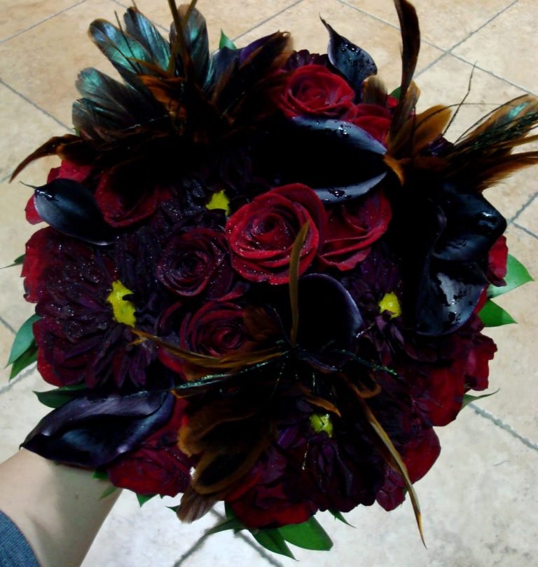 20 Gorgeous Halloween Wedding Flowers Ideas