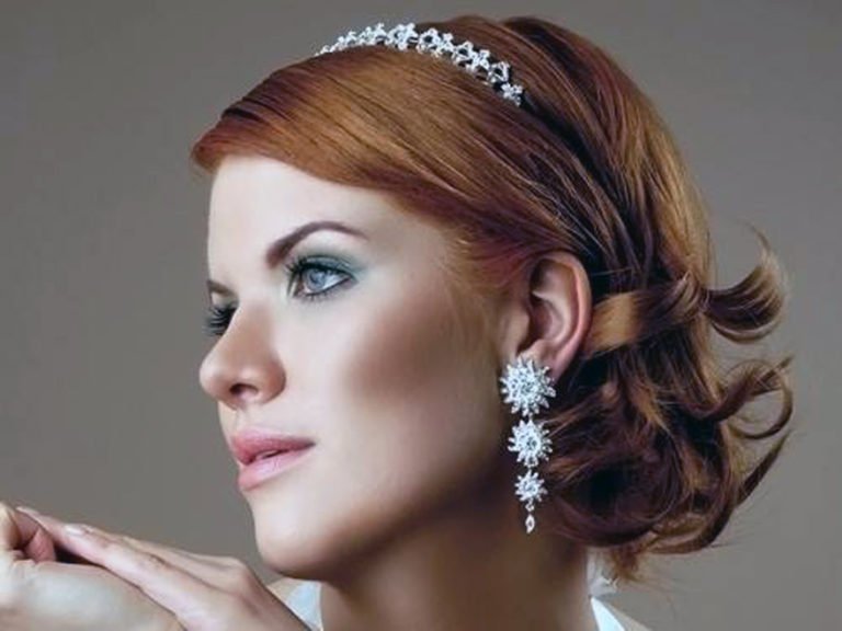 40 Greek Wedding Hairstyles For Brides You Can’t Miss