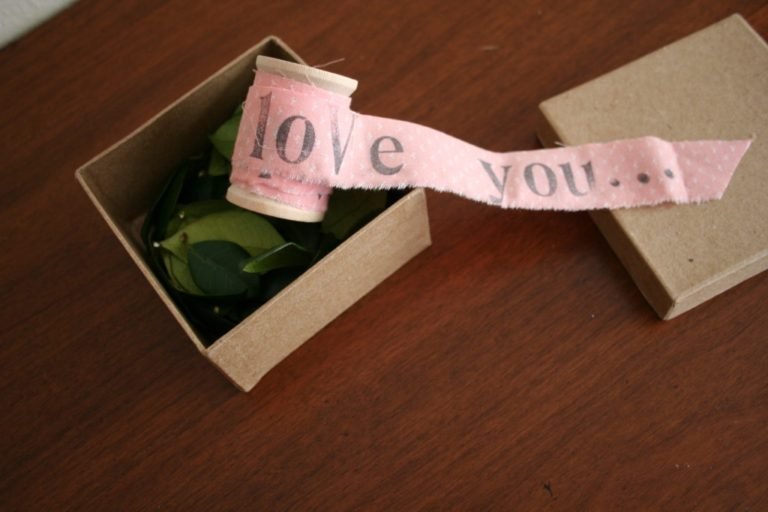 25 Romantic DIY Valentine Gifts For Men