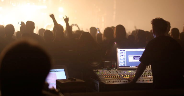 Why Hiring Sound Systems for an Event Make Sense?