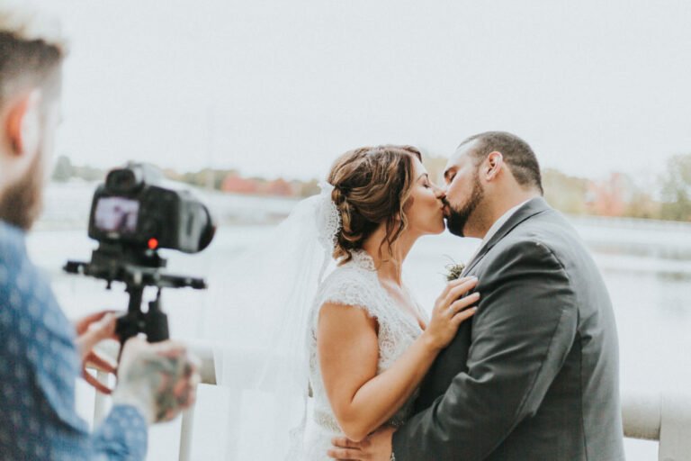 5 Tips for Hiring Videographers for Your Wedding